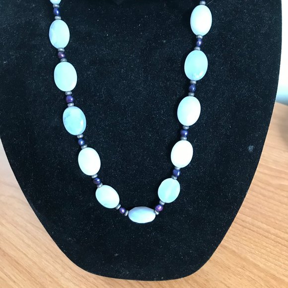 HANDMADE in USA  CHalcedony + FW Pearls   Necklace and earrings - Picture 4 of 5